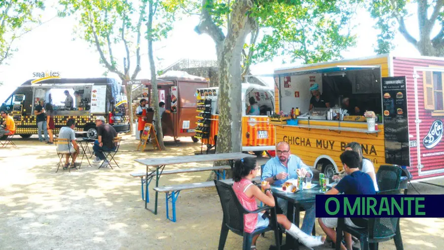 Comida na rua e festival de música nas Portas do Sol Comida na rua e festival de música nas Portas do Sol