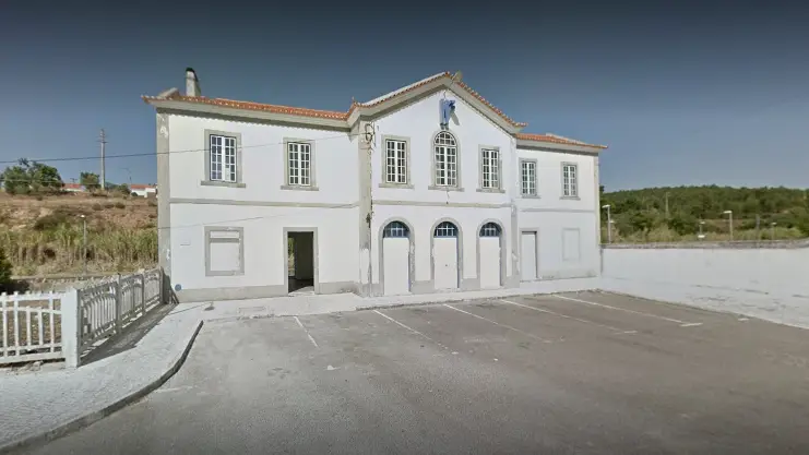 Concluída empreitada de melhoria da via-férrea na estação da Barquinha Concluída empreitada de melhoria da via-férrea na estação da Barquinha