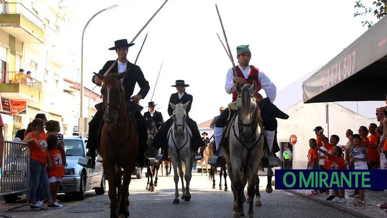 Desfile e homenagem ao campino nas Festas de Samora Correia