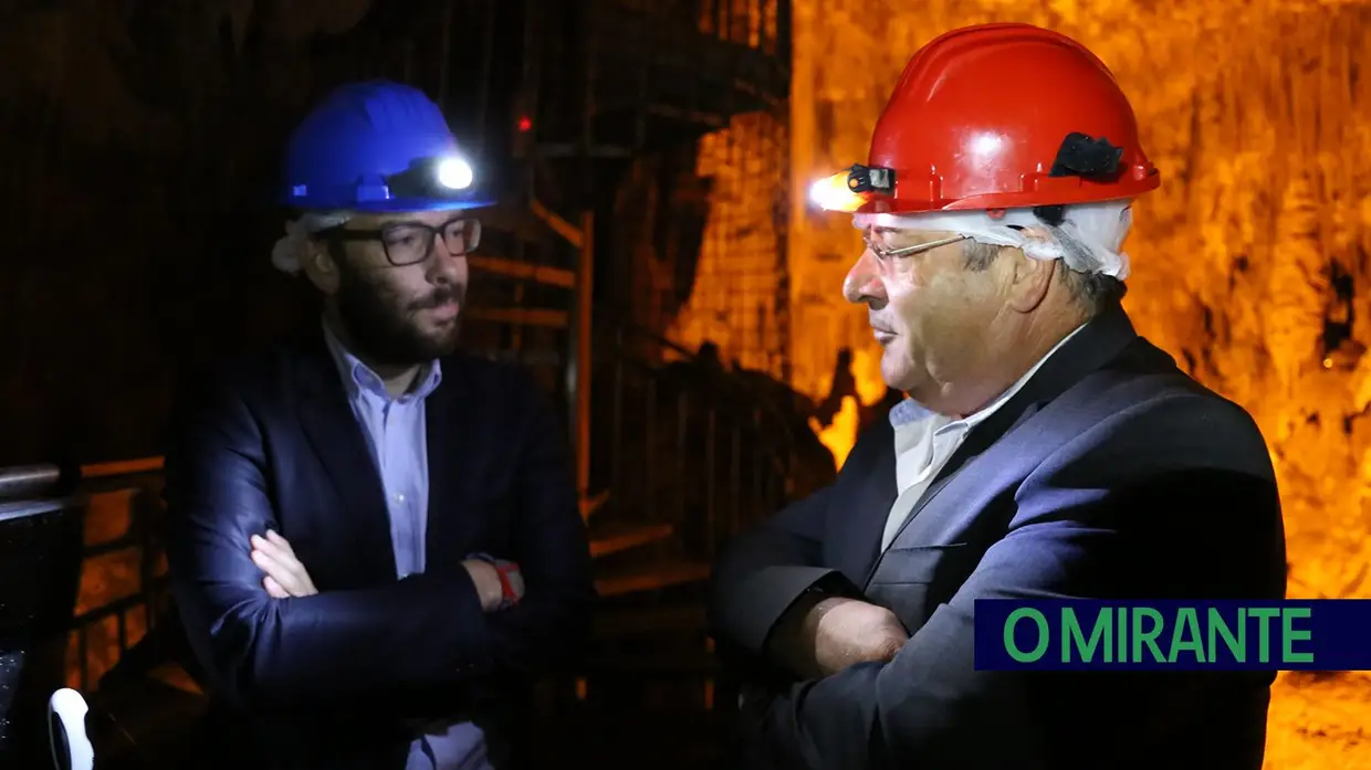 Algar do Pena recebe cientistas de todo o mundo