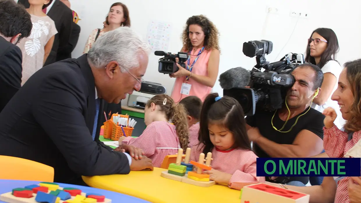 Inauguração do Núcleo Escolar da Branca