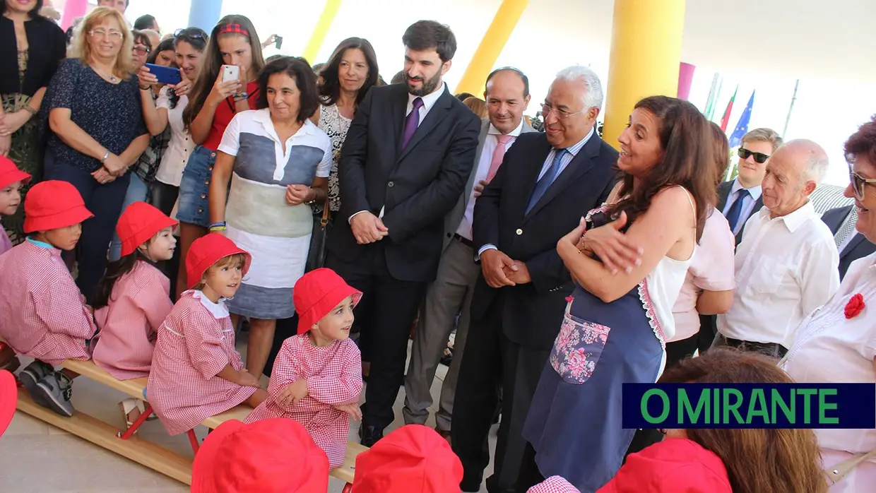Inauguração do Núcleo Escolar da Branca
