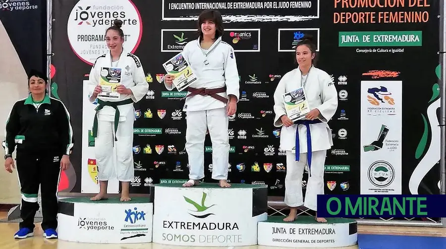 Judoca de Cem Soldos conquista medalha de prata em Espanha Judoca de Cem Soldos conquista medalha de prata em Espanha