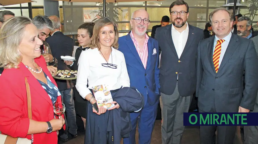 Guia de Restaurantes Certificados da Lezíria apresentado no Festival de Gastronomia Guia de Restaurantes Certificados da Lezíria apresentado no Festival de Gastronomia