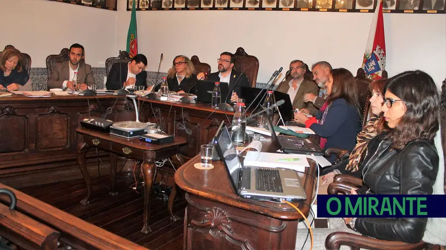 Orçamento da Câmara de Santarém para 2019 com muitas obras no horizonte Orçamento da Câmara de Santarém para 2019 com muitas obras no horizonte