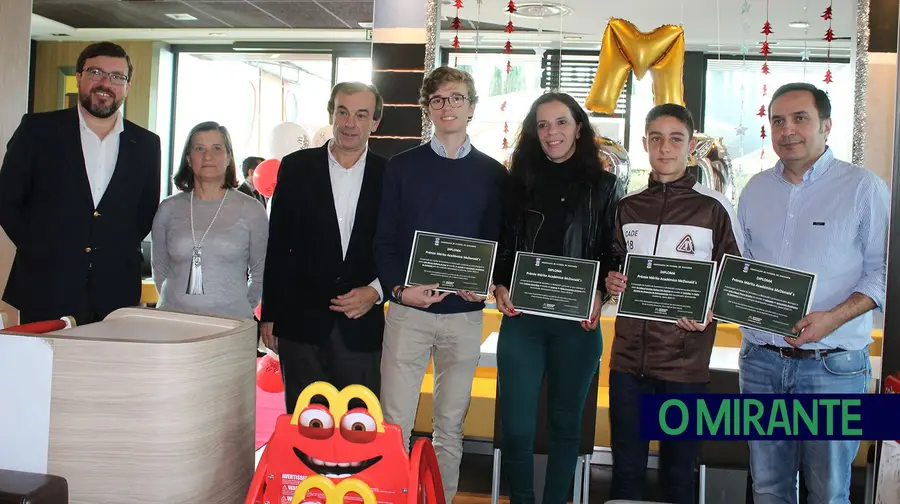 Francisco Magusto, Rui Belchior e Rodrigo Santos vencem Prémio “Mérito Académico McDonald’s” Francisco Magusto, Rui Belchior e Rodrigo Santos vencem Prémio “Mérito Académico McDonald’s”
