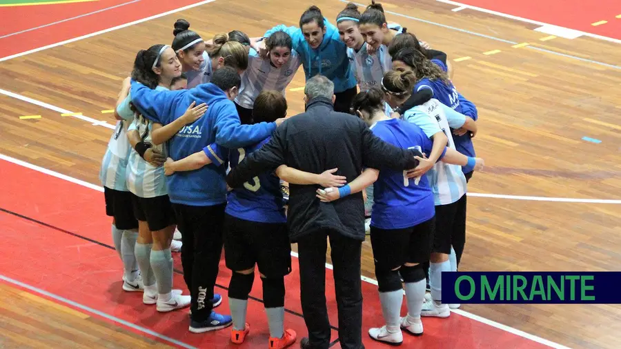 Meninas do Vitória de Santarém seguem na Taça de Portugal de futsal Meninas do Vitória de Santarém seguem na Taça de Portugal de futsal