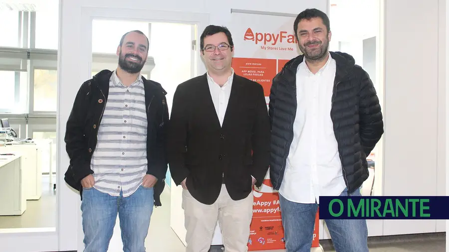 Arrancar com um negócio sem ter escritório, mobiliário ou equipamentos Arrancar com um negócio sem ter escritório, mobiliário ou equipamentos