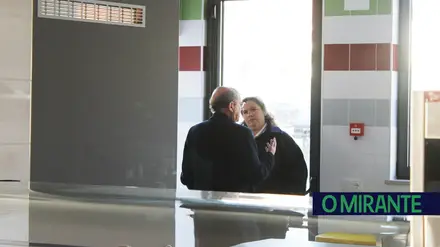 Conversa... de pé da orelha. Conversa... de pé da orelha.