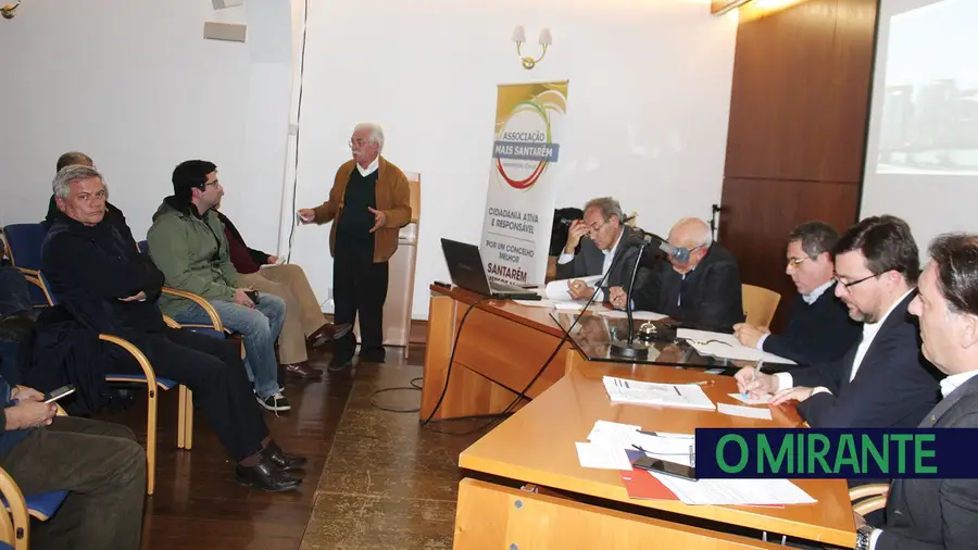 Empresários não investem em Santarém por falta de terrenos e de mão-de-obra Empresários não investem em Santarém por falta de terrenos e de mão-de-obra