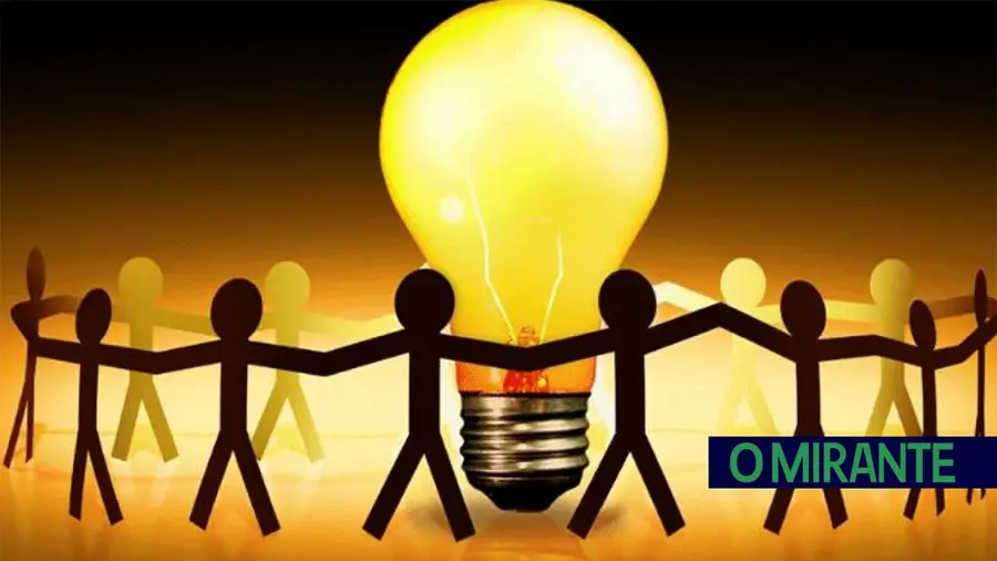 Negociar energia mais barata ao alcance das empresas portuguesas com o apoio da AIP e do COMPETE 2020 Negociar energia mais barata ao alcance das empresas portuguesas com o apoio da AIP e do COMPETE 2020