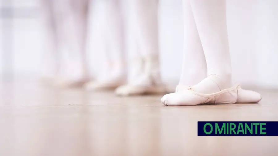Alunas de ballet de Santarém vão a curso em Nova Iorque Alunas de ballet de Santarém vão a curso em Nova Iorque