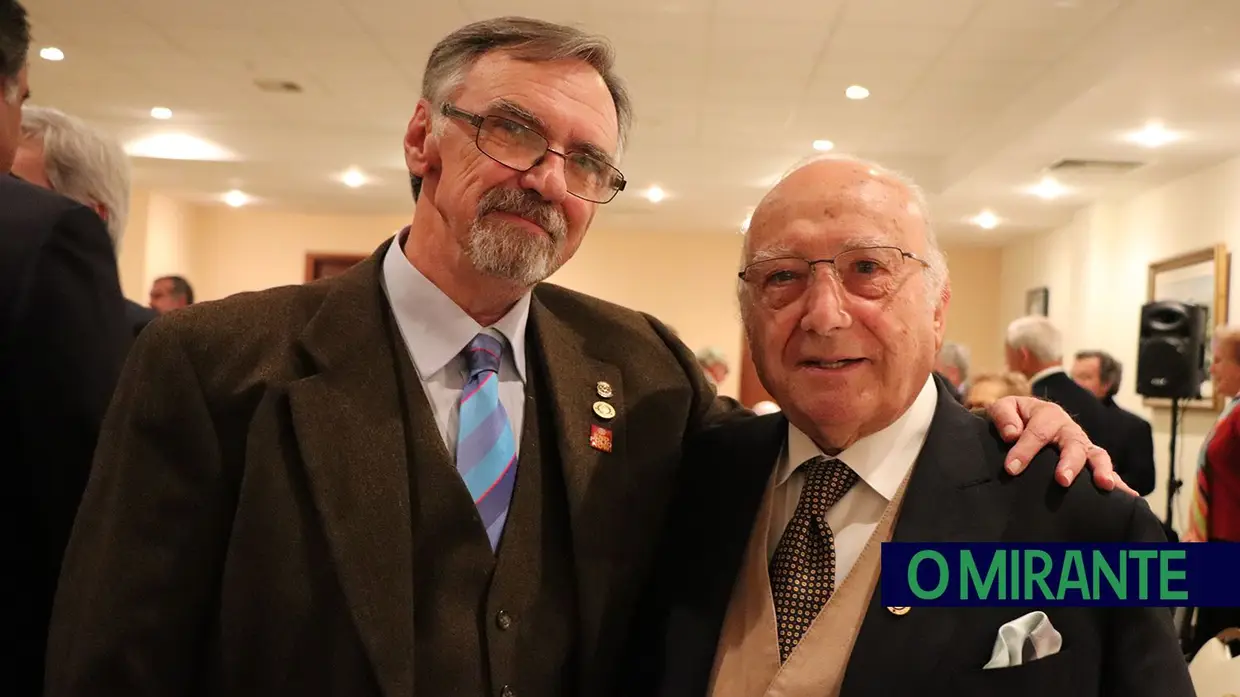 Rotary Clube de Santarém homenageia José Júlio Eloy