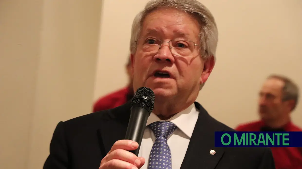 Rotary Clube de Santarém homenageia José Júlio Eloy