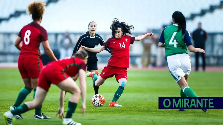 Selecção de Futebol Feminino em Abrantes e Torres Novas Selecção de Futebol Feminino em Abrantes e Torres Novas
