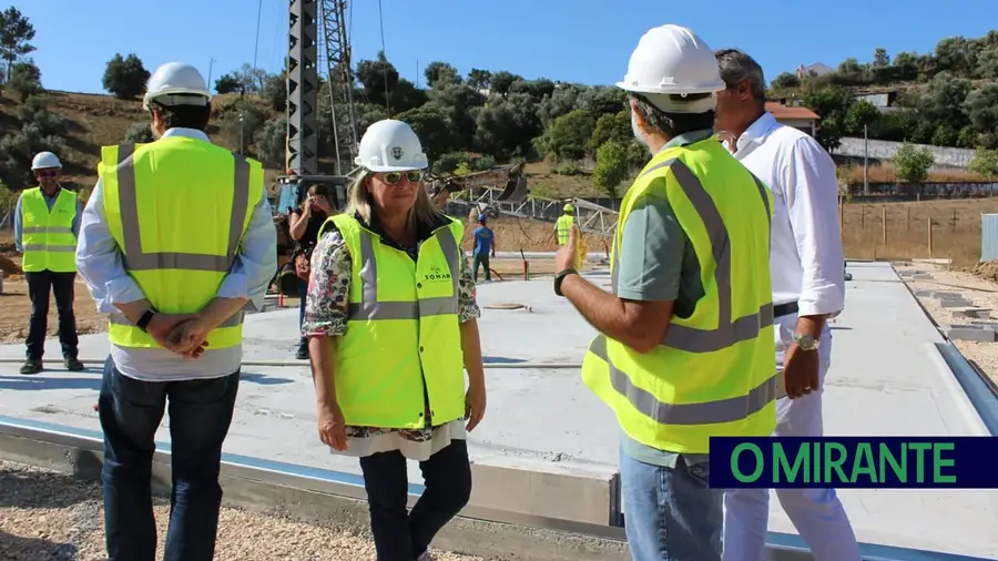 Obras do Centro Comunitário de Apoio Familiar estão paradas em Tomar Obras do Centro Comunitário de Apoio Familiar estão paradas em Tomar