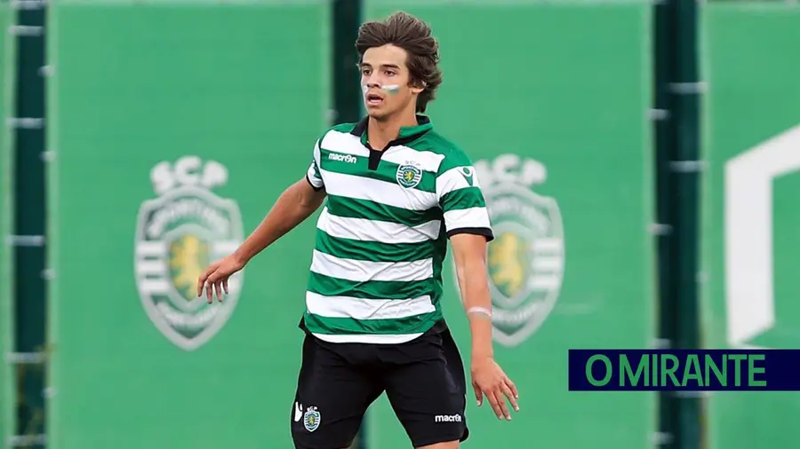 Daniel Bragança vai jogar no Farense até final da época Daniel Bragança vai jogar no Farense até final da época