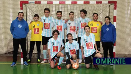 Juvenis do Vitória de Santarém na final do campeonato distrital Juvenis do Vitória de Santarém na final do campeonato distrital