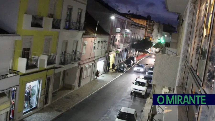 Faltam 200 candeeiros para Almeirim ser cem por cento LED Faltam 200 candeeiros para Almeirim ser cem por cento LED