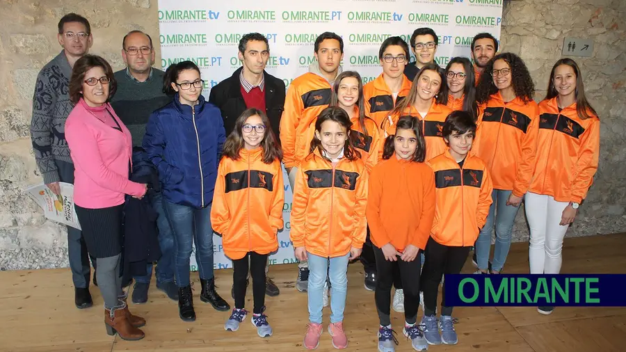 Cartaxo e Almeirim vencem distrital de juniores em atletismo Cartaxo e Almeirim vencem distrital de juniores em atletismo