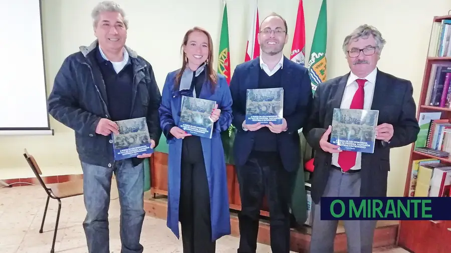 Apresentado livro sobre a Igreja de São Domingos de Vale de Figueira Apresentado livro sobre a Igreja de São Domingos de Vale de Figueira