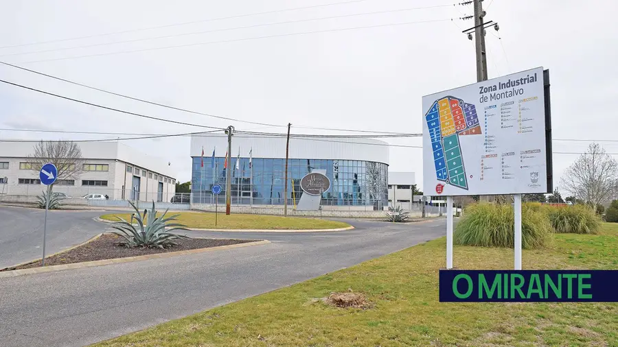 Mais duas empresas instaladas na Zona Industrial de Montalvo Mais duas empresas instaladas na Zona Industrial de Montalvo