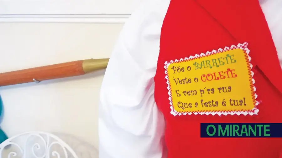 E o Colete ali tão perto. E o Colete ali tão perto.