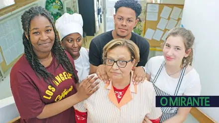 Ser funcionário numa escola é uma correria constante Ser funcionário numa escola é uma correria constante