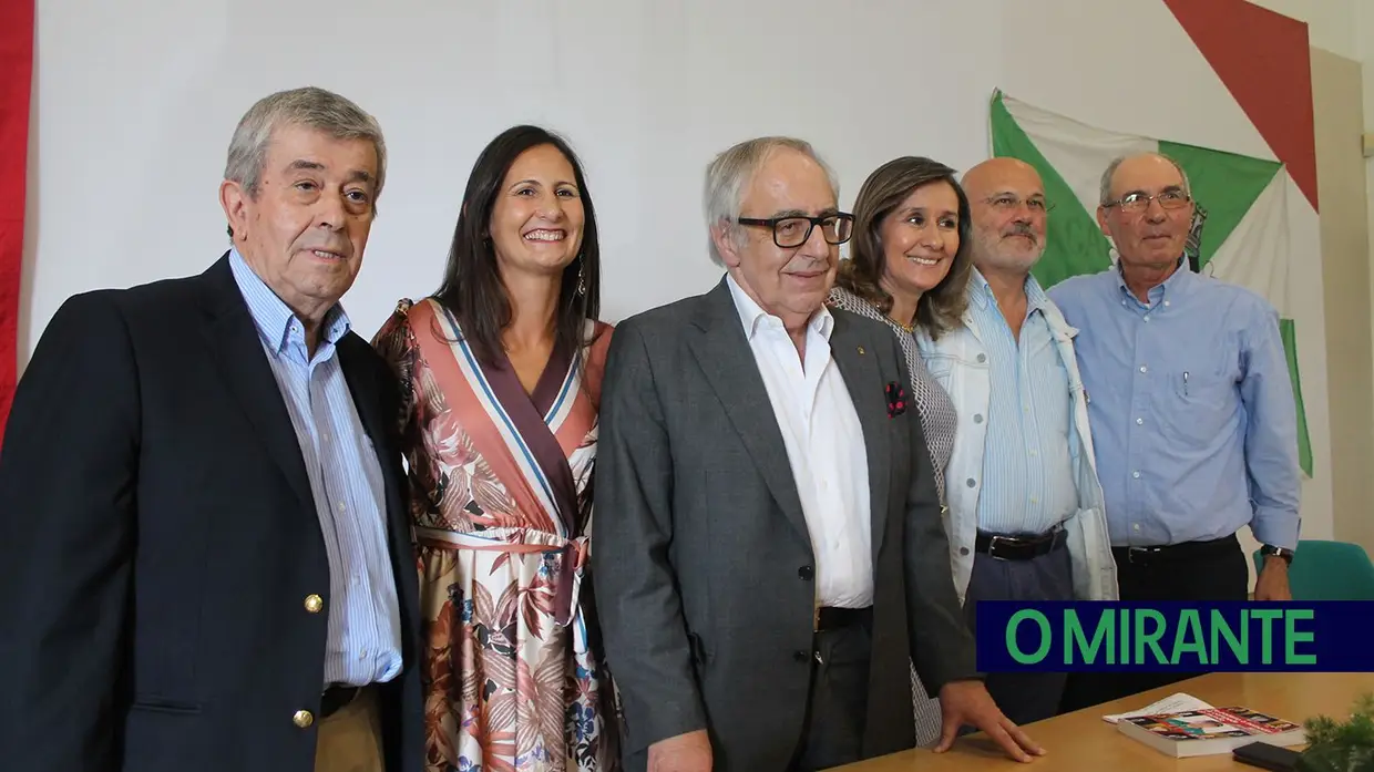 Casa cheia em Rio Maior para o lançamento da autobiografia de Jorge Miguel