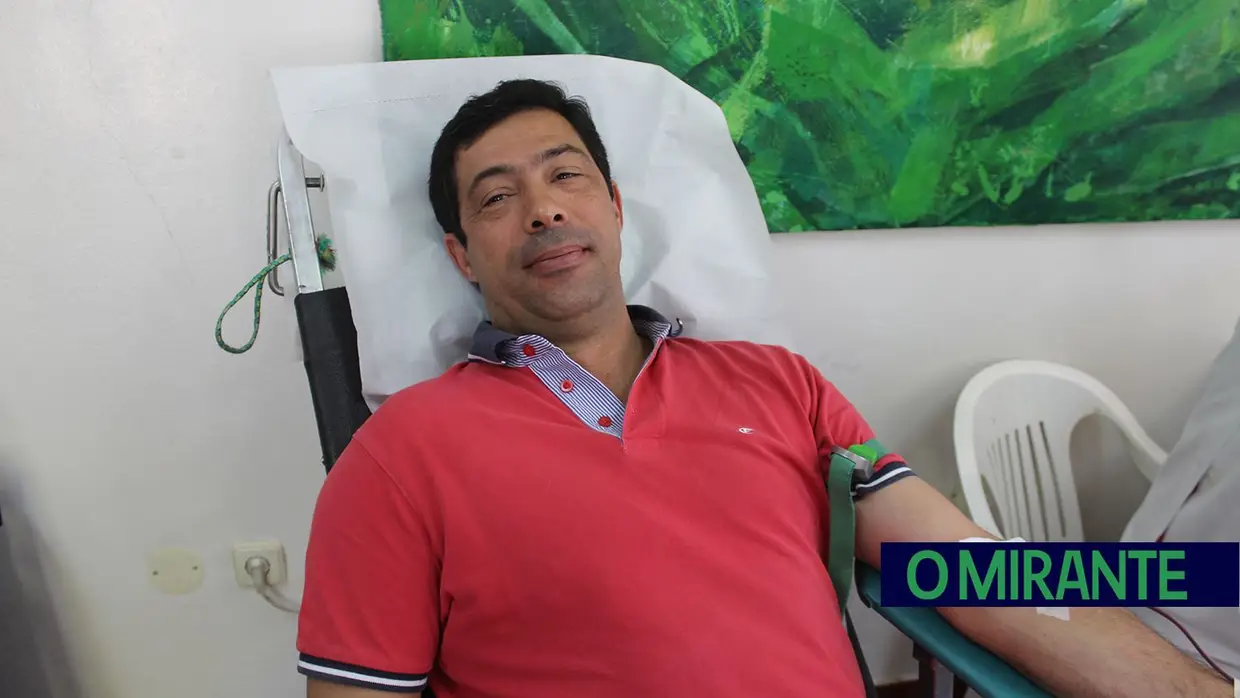 Recolha de sangue nas instalações de O MIRANTE