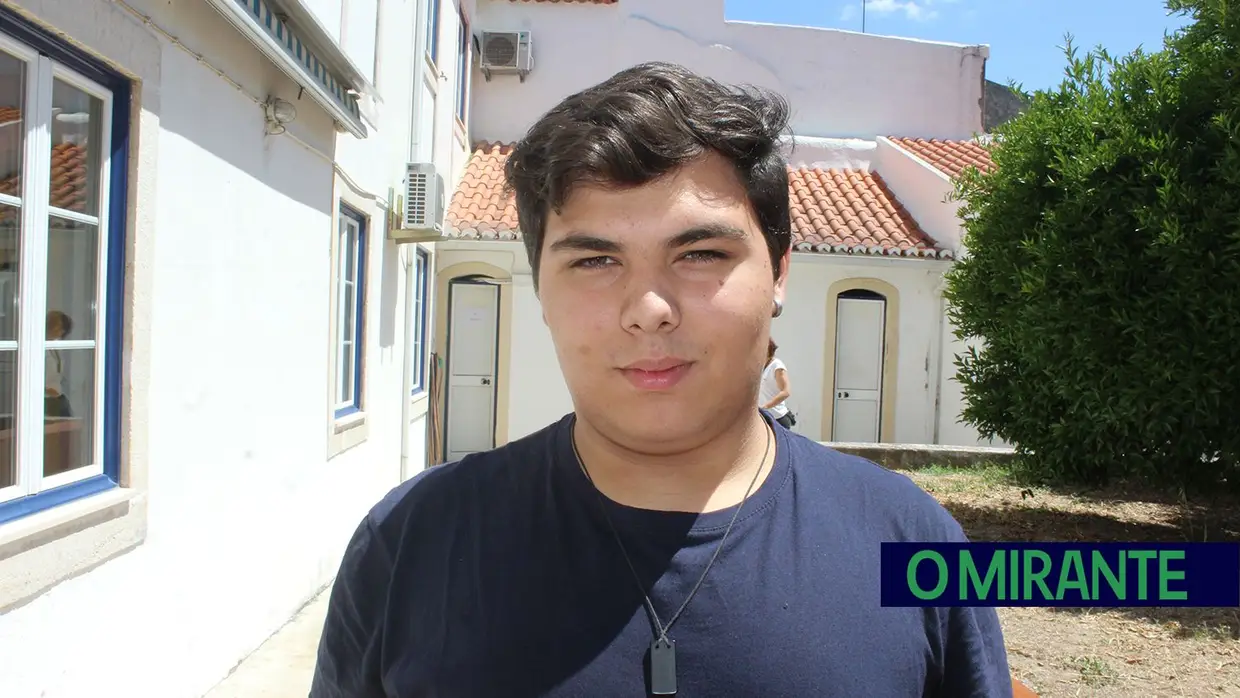 Recolha de sangue nas instalações de O MIRANTE
