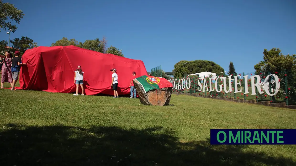 Salgueiro Maia homenageado em Castelo de Vide com comitiva de Santarém