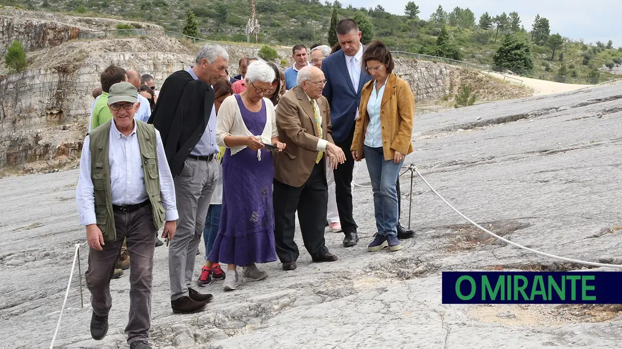 Projecto de 450 mil euros para pegadas de dinossáurios da Serra de Aire