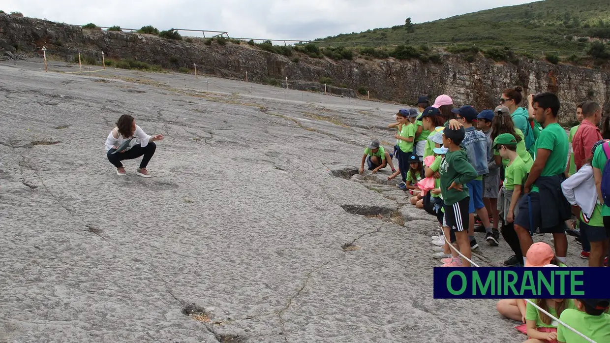 Projecto de 450 mil euros para pegadas de dinossáurios da Serra de Aire