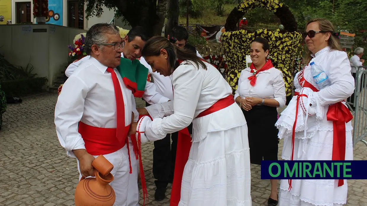 Cortejo principal Festa dos Tabuleiros em Tomar