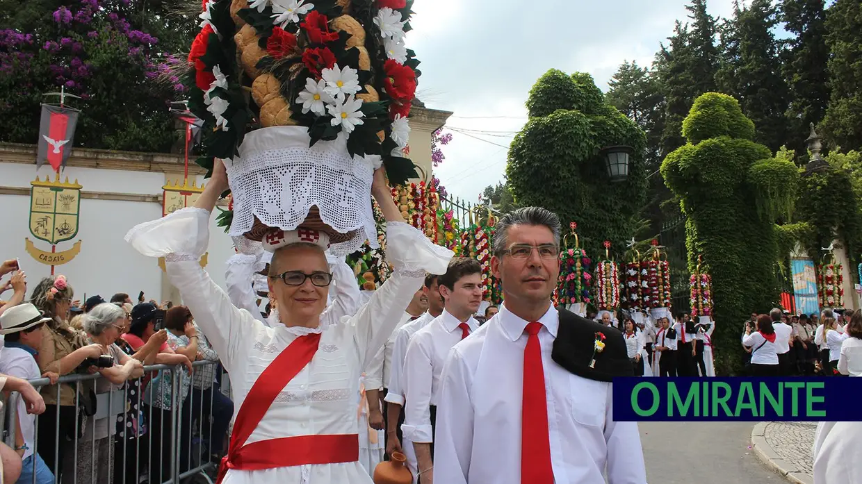 Cortejo principal Festa dos Tabuleiros em Tomar