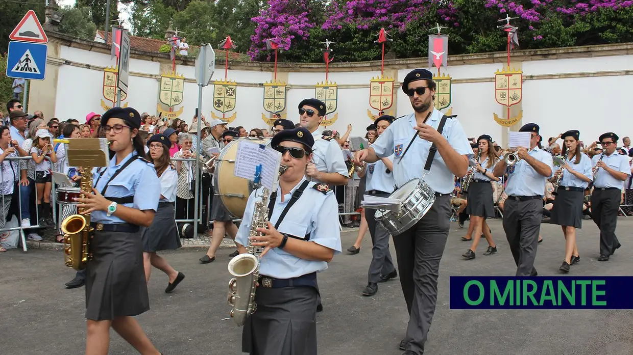 Cortejo principal Festa dos Tabuleiros em Tomar