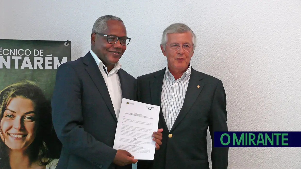 Assinatura de protocolo entre IPSantarém e a Universidade de Santiago