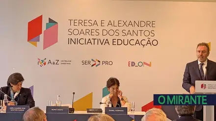 Escola Profissional de Salvaterra de Magos integra projecto “Iniciativa Educação” Escola Profissional de Salvaterra de Magos integra projecto “Iniciativa Educação”