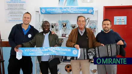 Vitória de Santarém ajuda a dinamizar o futsal na Guiné-Bissau Vitória de Santarém ajuda a dinamizar o futsal na Guiné-Bissau