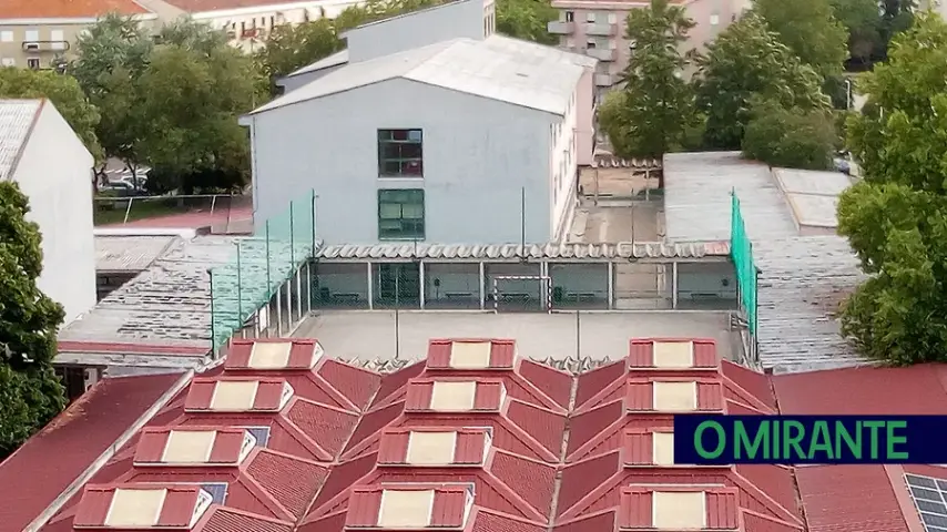 SOS Amianto lança campanha para aconselhar comunidade escolar SOS Amianto lança campanha para aconselhar comunidade escolar
