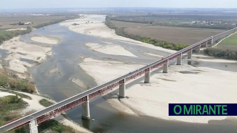 Projeto Tejo diz ser “a solução” para problema da água mas ambientalistas duvidam Projeto Tejo diz ser “a solução” para problema da água mas ambientalistas duvidam