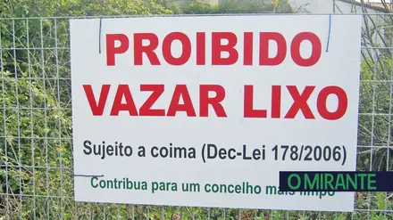 Proibições a esmo são sinónimo de incapacidade para educar para a cidadania Proibições a esmo são sinónimo de incapacidade para educar para a cidadania