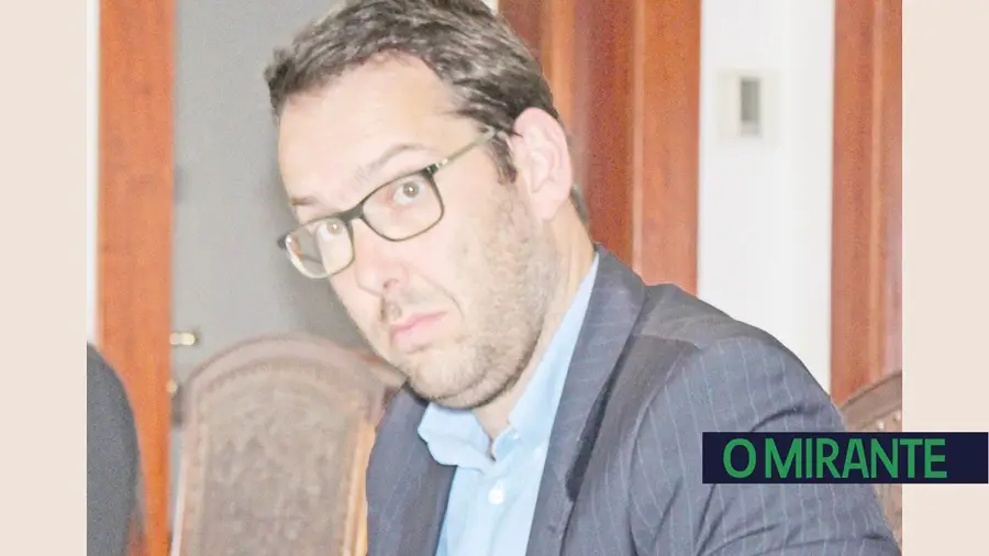 PS escolhe Hugo Santarém para cabeça de lista à Câmara de Alcanena PS escolhe Hugo Santarém para cabeça de lista à Câmara de Alcanena