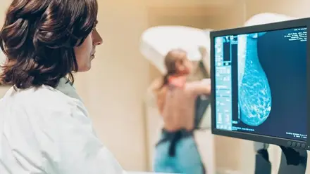 Ficaram por diagnosticar quase mil cancros da mama, colo do útero e colorrectal Ficaram por diagnosticar quase mil cancros da mama, colo do útero e colorrectal