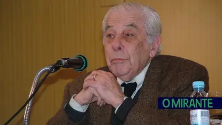 "Fui incómodo em muitas situações mas se voltasse atrás ainda teria sido mais incómodo" "Fui incómodo em muitas situações mas se voltasse atrás ainda teria sido mais incómodo"