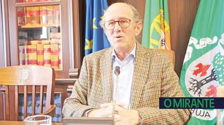 Luís de Sousa é candidato à presidência da Assembleia Municipal de Azambuja Luís de Sousa é candidato à presidência da Assembleia Municipal de Azambuja