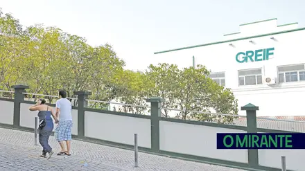 Greif pede desculpa aos moradores da Póvoa pelos maus cheiros Greif pede desculpa aos moradores da Póvoa pelos maus cheiros