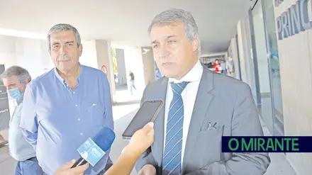Doentes internados na garagem do Hospital de VFX choca Ordem dos Médicos Doentes internados na garagem do Hospital de VFX choca Ordem dos Médicos