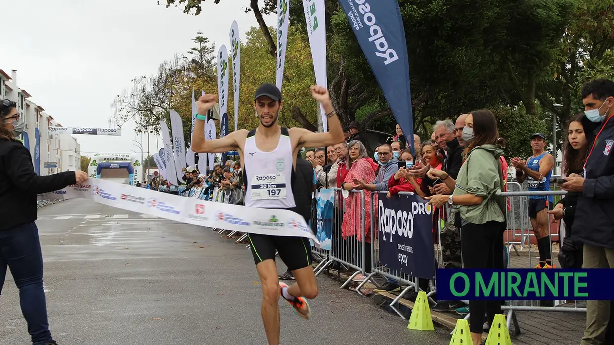 Atleta da terra no pódio dos 20 Kms de Almeirim